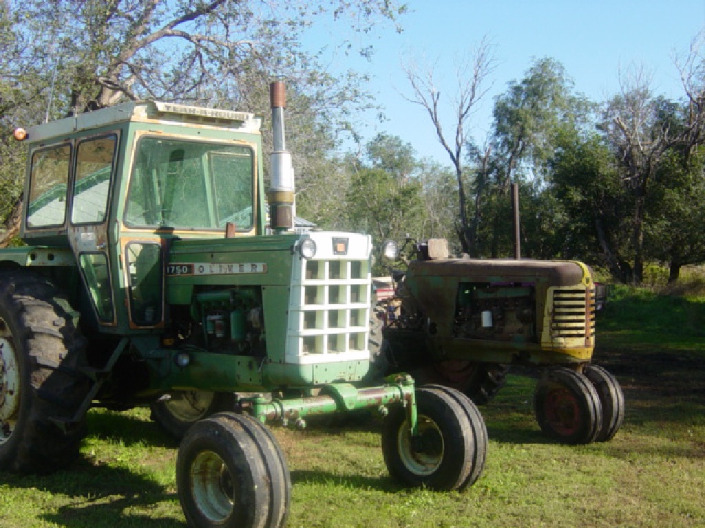 2004-09-25-Scott-Farm-Sale-26.JPG